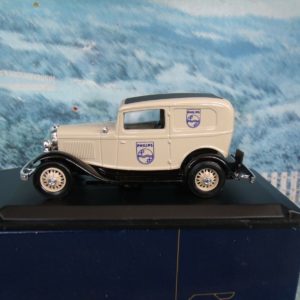 Ford V8 1932 Philips